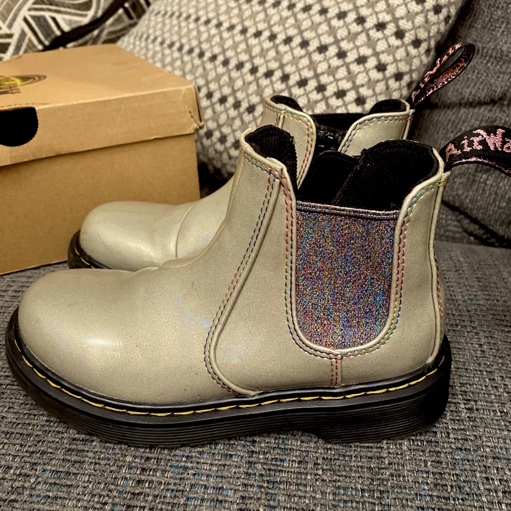 Dr. Martens Girl Sparkle Rays Chelsea Boots